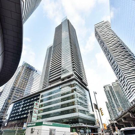 Sarkar Suites - Maple Leaf Square Toronto Esterno foto