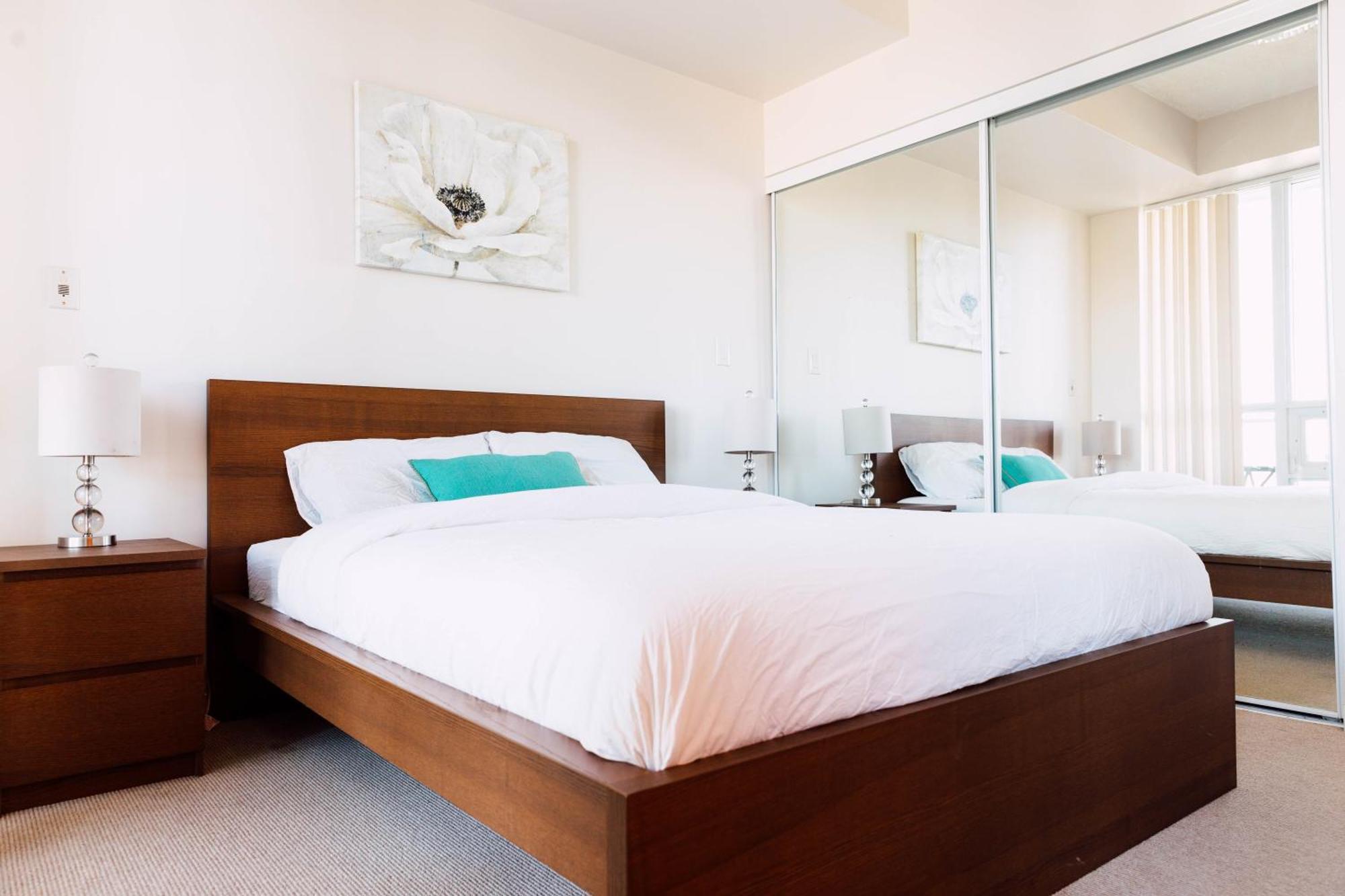 Sarkar Suites - Maple Leaf Square Toronto Esterno foto