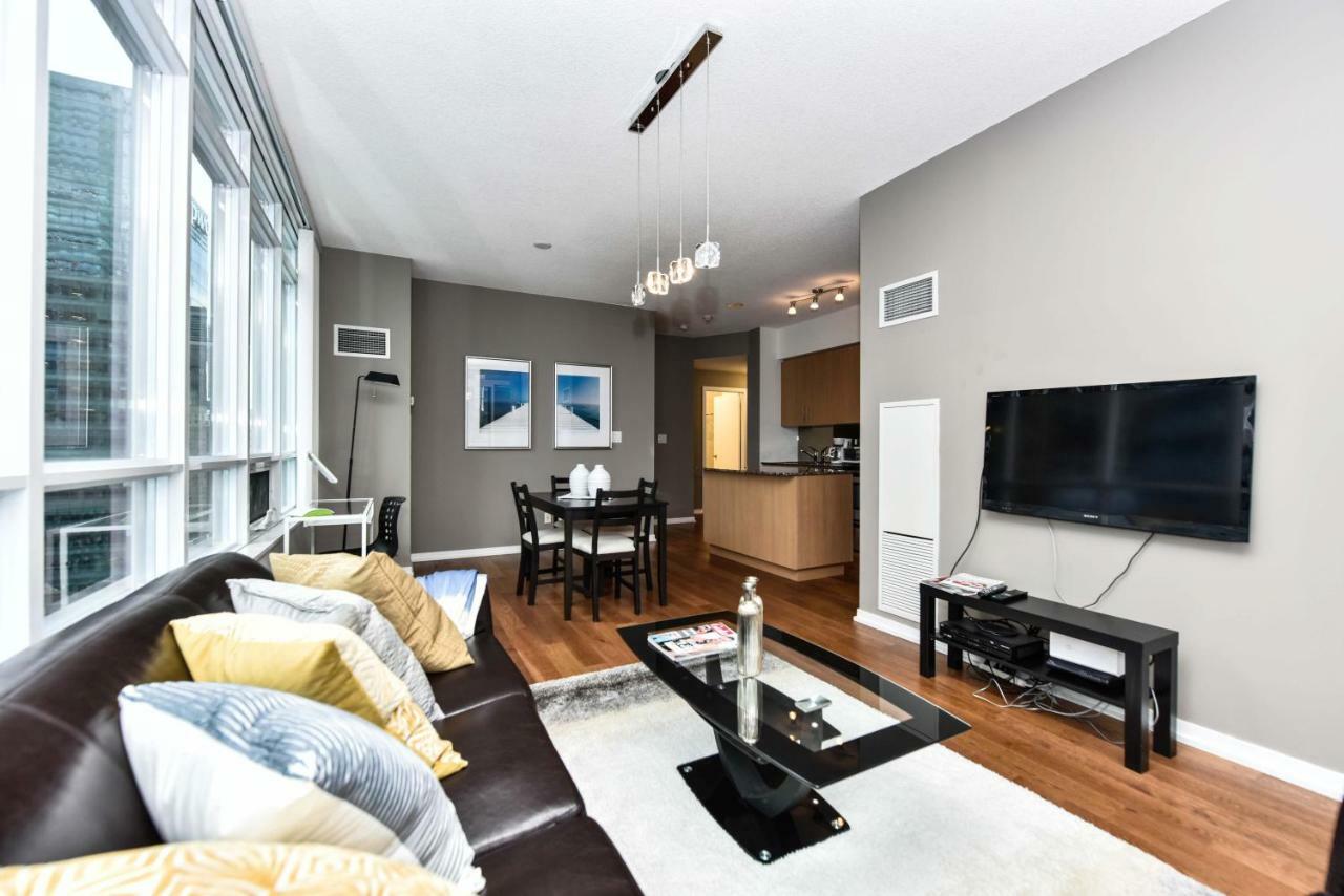 Sarkar Suites - Maple Leaf Square Toronto Esterno foto