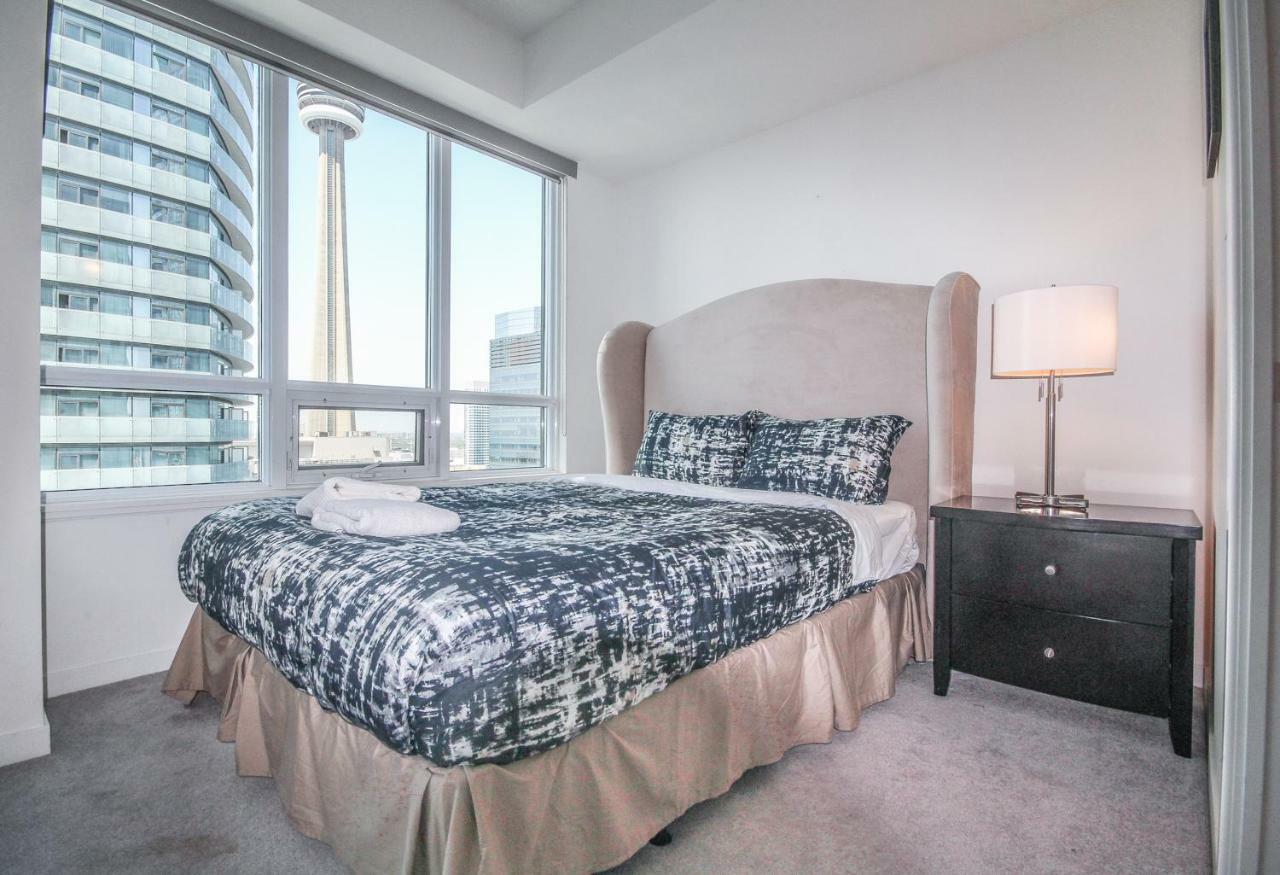 Sarkar Suites - Maple Leaf Square Toronto Esterno foto