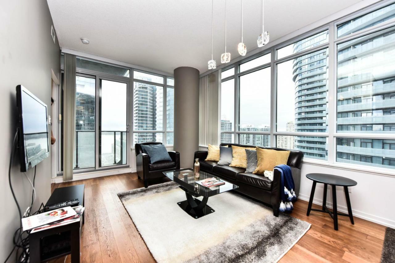 Sarkar Suites - Maple Leaf Square Toronto Esterno foto