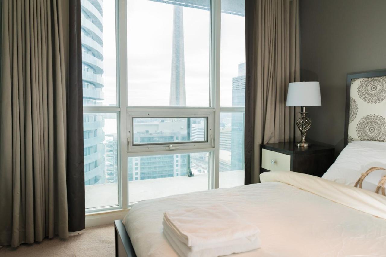 Sarkar Suites - Maple Leaf Square Toronto Esterno foto
