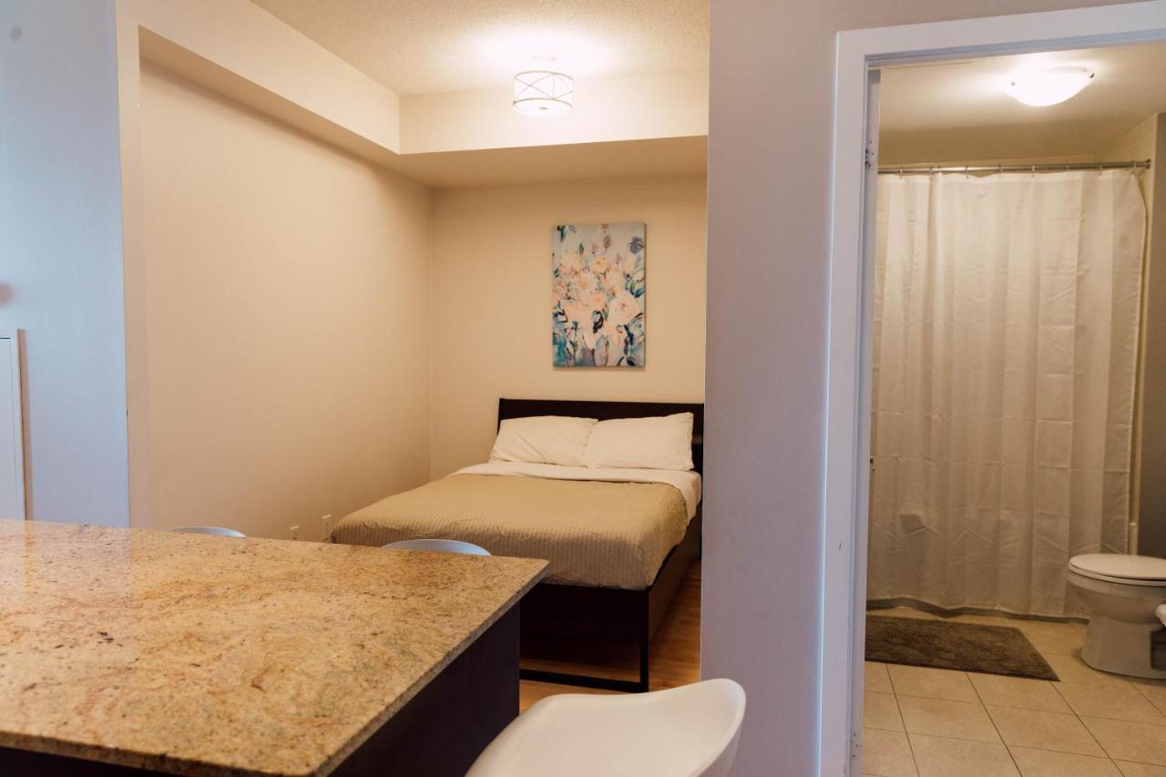 Sarkar Suites - Maple Leaf Square Toronto Esterno foto